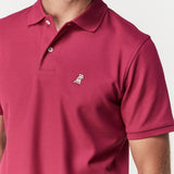Polo Magenta Logo Blanco