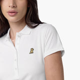 Polo Blanca Entallada Logo Dorado para Mujer