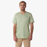 Camiseta Cuello en V Verde Claro Logo Verde para Hombre